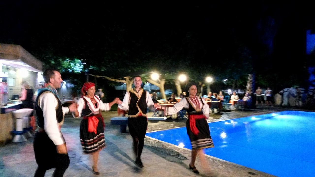 Oasis Hotel Bungalows Rhodes Afantou Ngoại thất bức ảnh